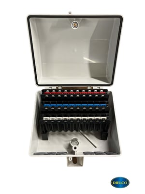 Caja Bifasica P/Acometida 140A 9 Usuarios Tyco