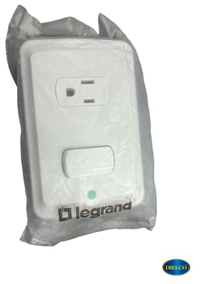 Toma Senc 2P+T+Interruptor Senci Ambia Ref 686334
